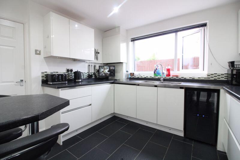 Watermead Road, Limbury Mead