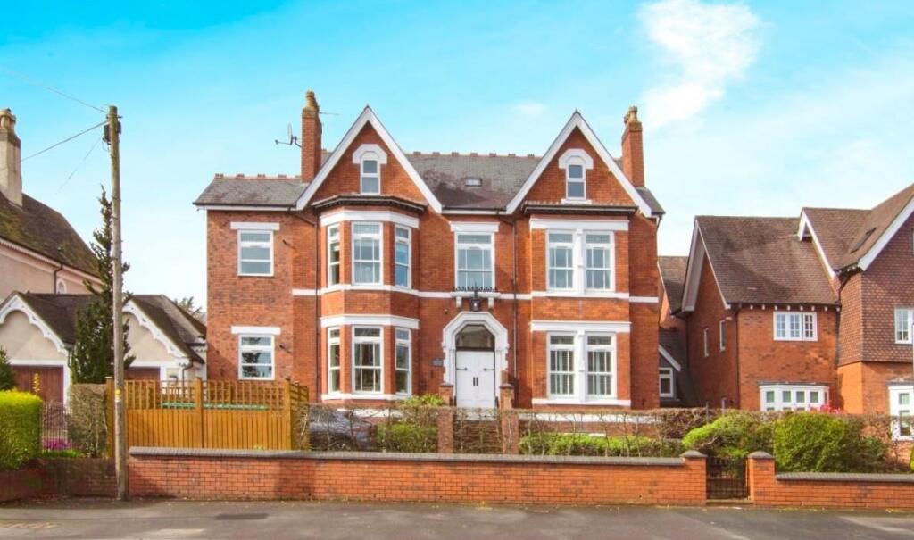 QZYKDSSdYku30RCHpHmuuQ (1).jpg