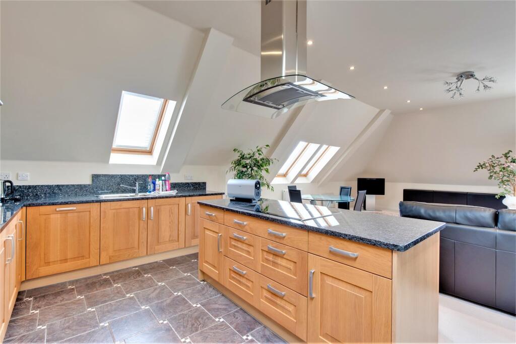 LOUNGE DINING KITCHEN FAMILY ROOM