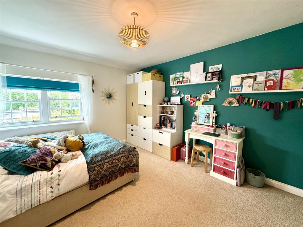BEDROOM 3