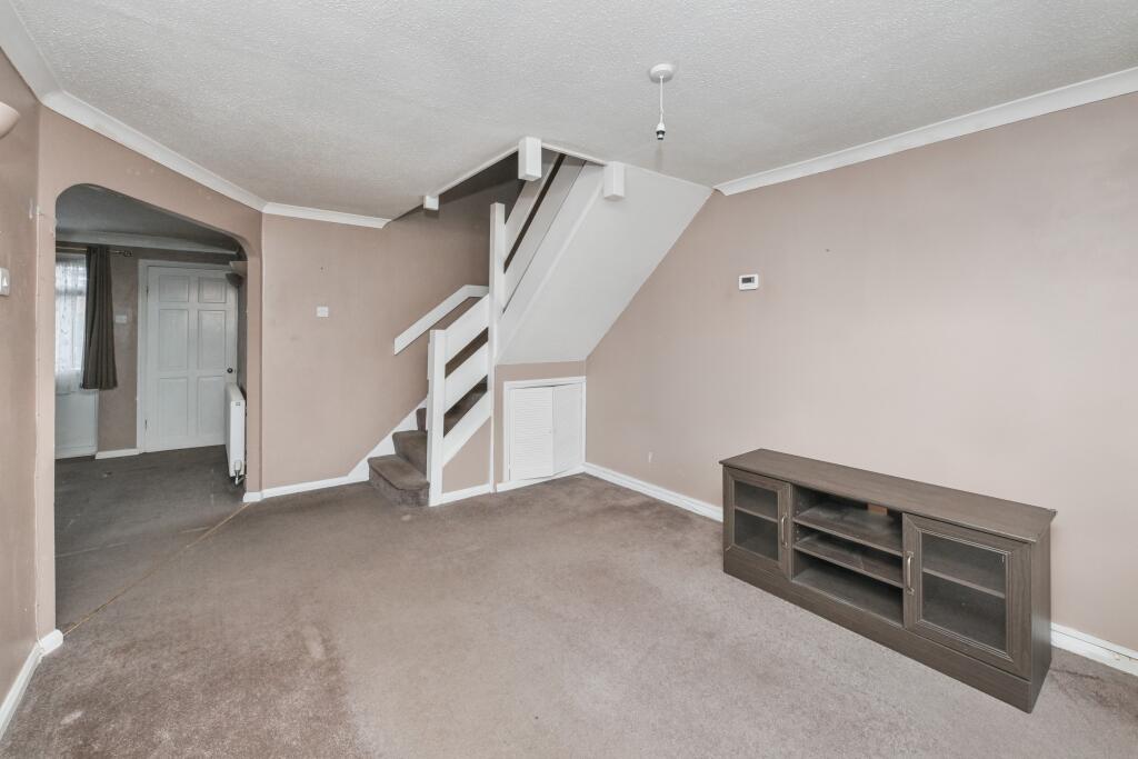 5 Milton Dene, Hemel Hempstead HP2 7PE