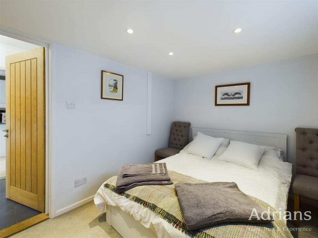 GARAGE CONVERSION