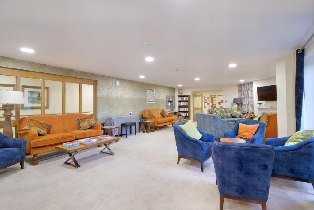 8525147-interior08 (Medium).jpg