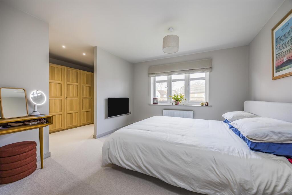 4 West Brook View, Emsworth-PorticoMarketing-SoldB