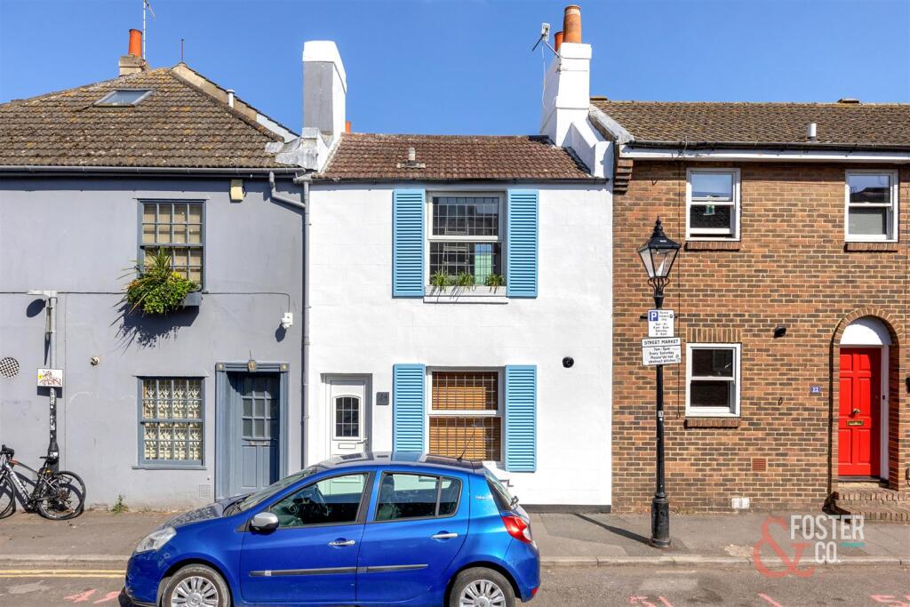 Upper Gardner Street_24-020.jpg