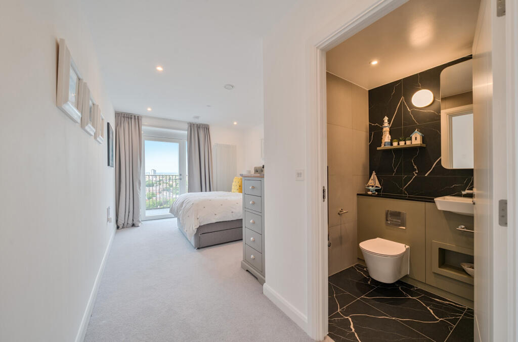 1324772-8-6876d7d...