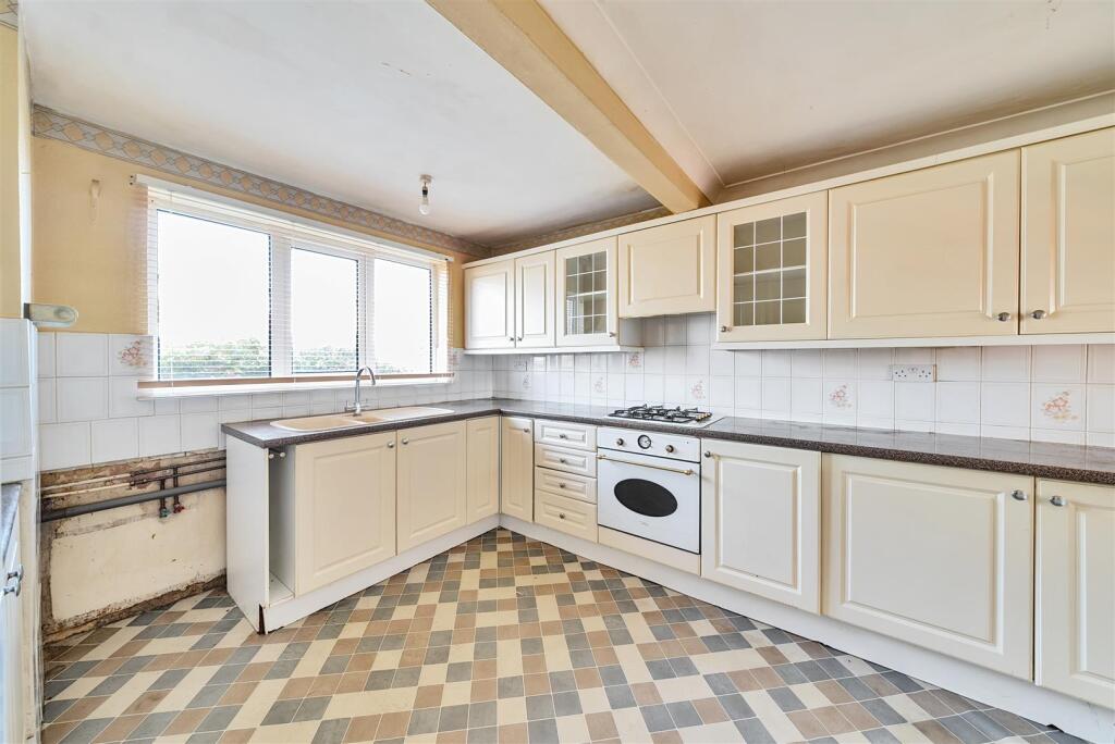 Sycamore Road - Kitchen.jpg