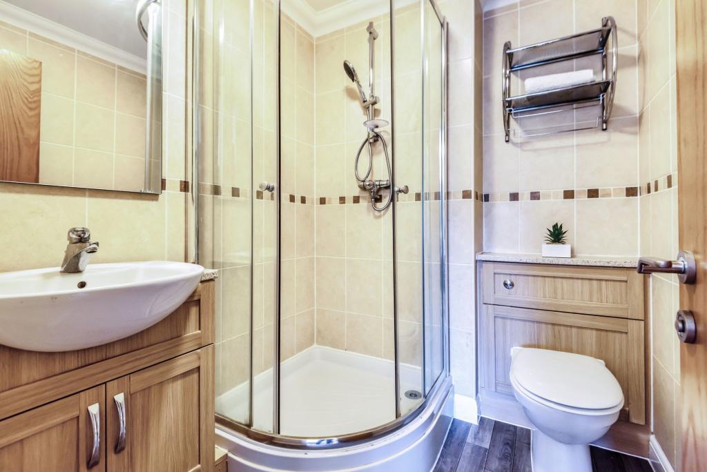 Ensuite Shower