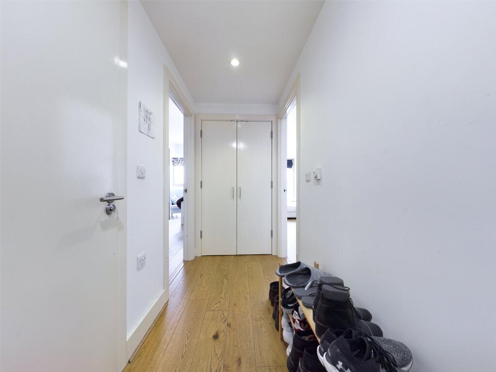Lounge-Flat-To-Rent