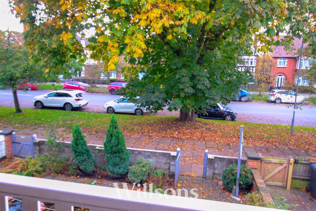 flat 1 front view.jpg