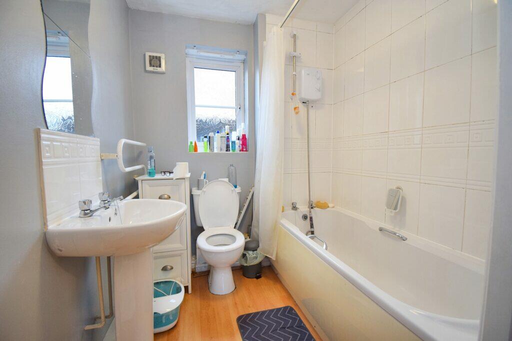 Pennyfields- Toilet