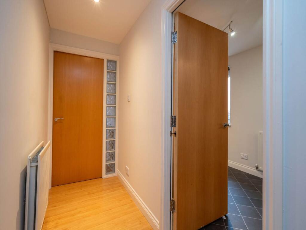 26ComistonGrove-34-4