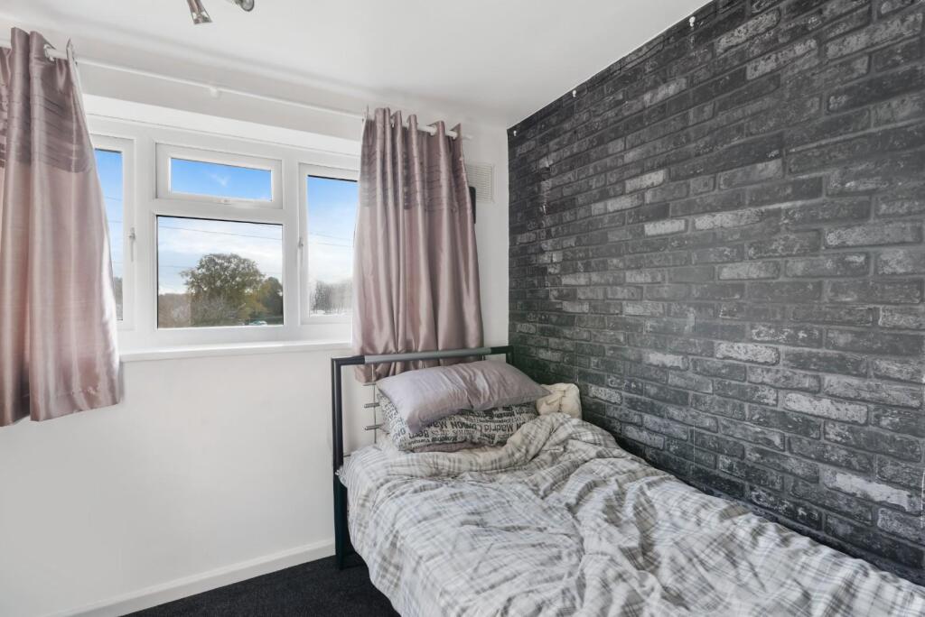 MORDEN CLOSE (13).jpg