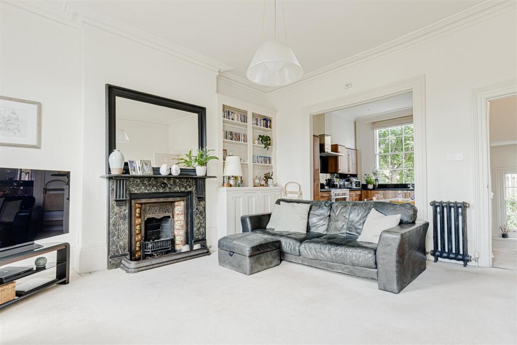 Amwell Street (2).jpg