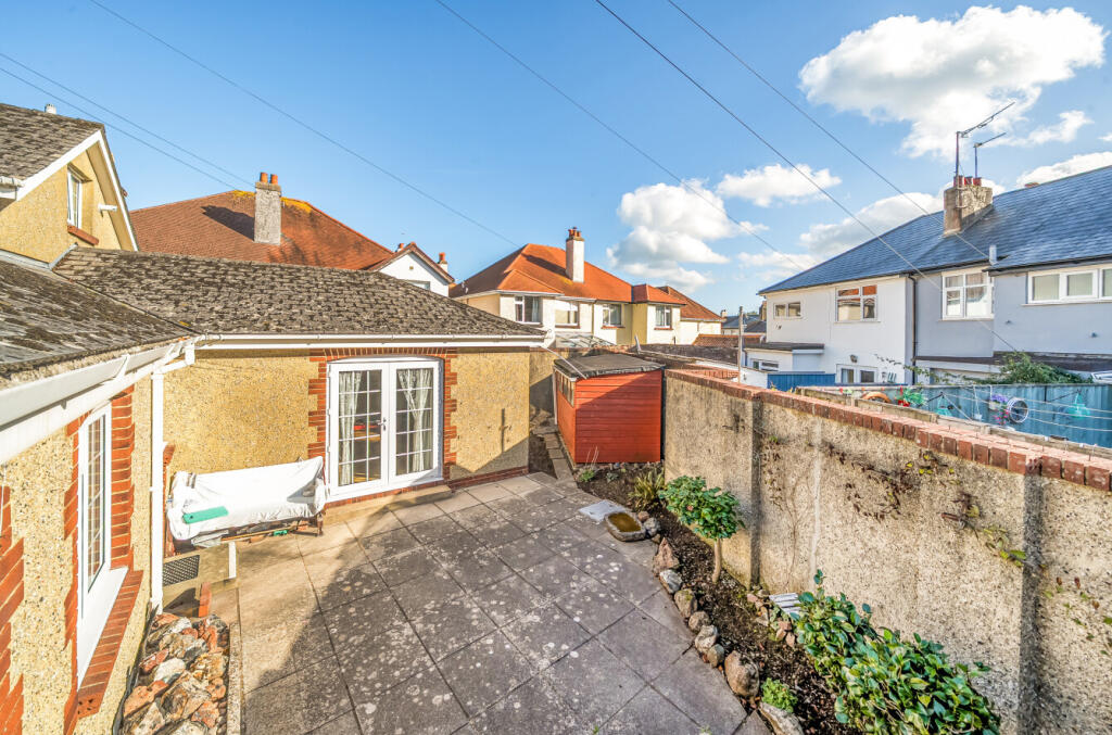 1373915-3-6900ce7...