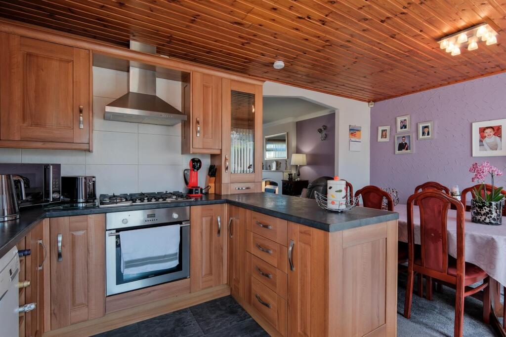 020-11 Whiteshaw Avenue, Carluke, ML8 5DF.jpg