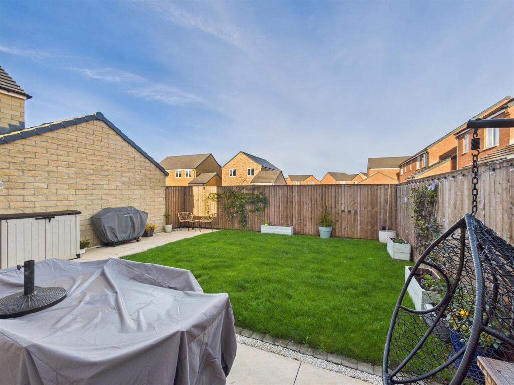 19 Cranmer Road Photos (17).jpg