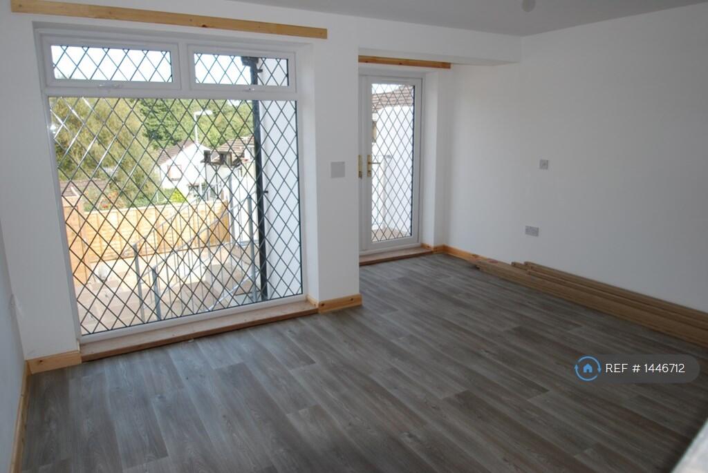 Lounge Towards Rear Garden