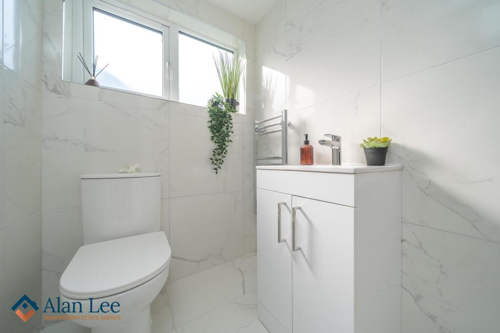 Shower Room (Ground Floor)