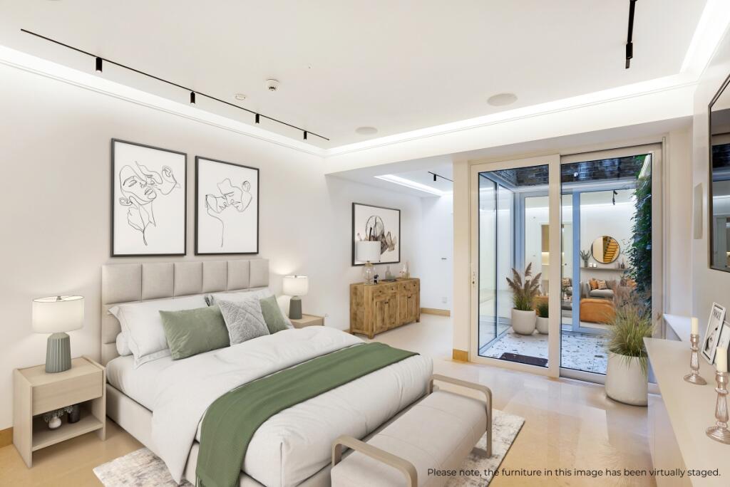 83221_10 Chepstow...