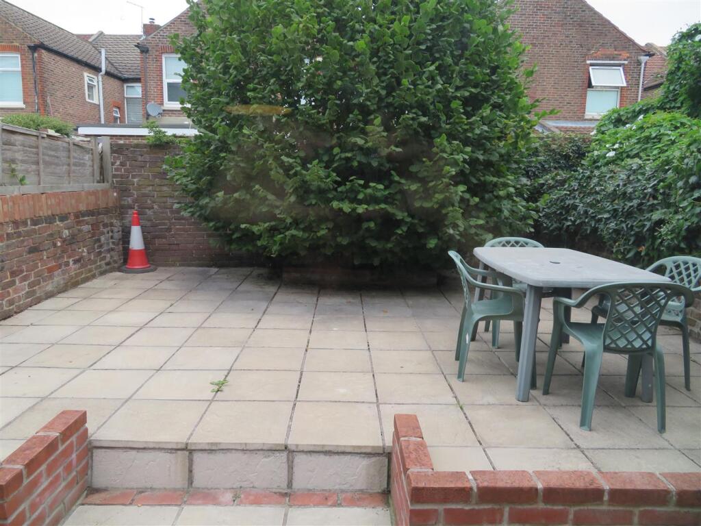 89B Cottage Garden.JPG