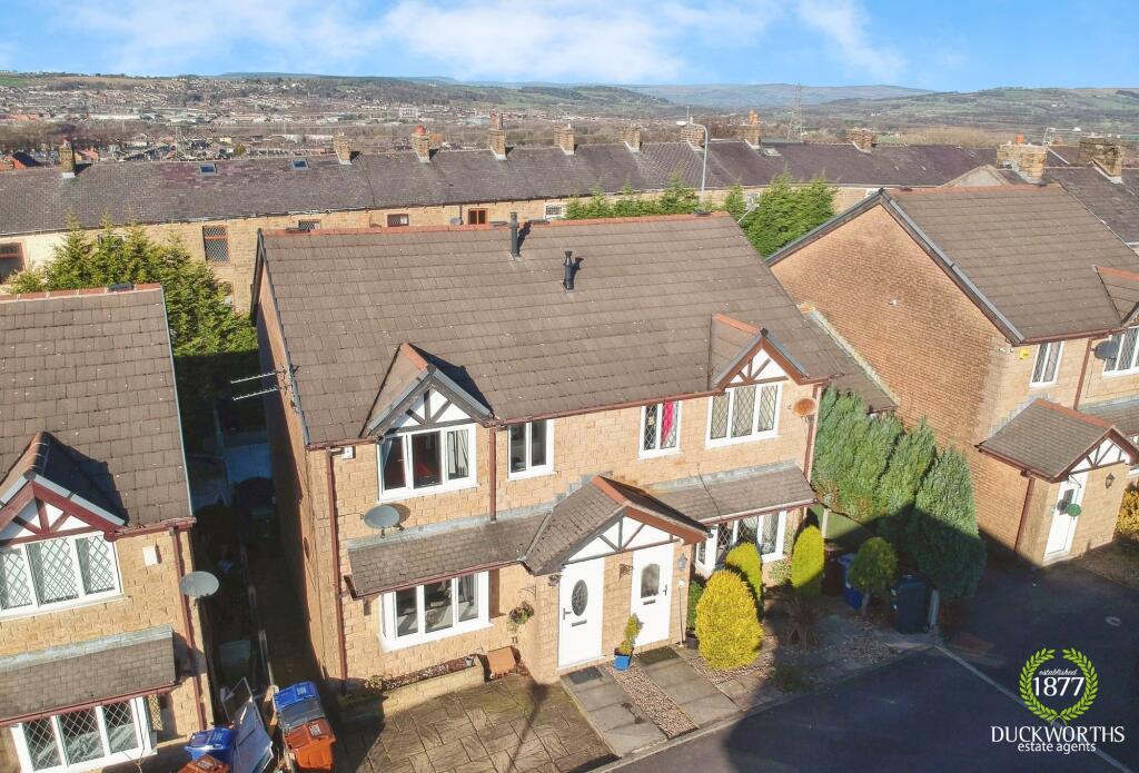 Wellfield, Clayton Le Moors, BB5