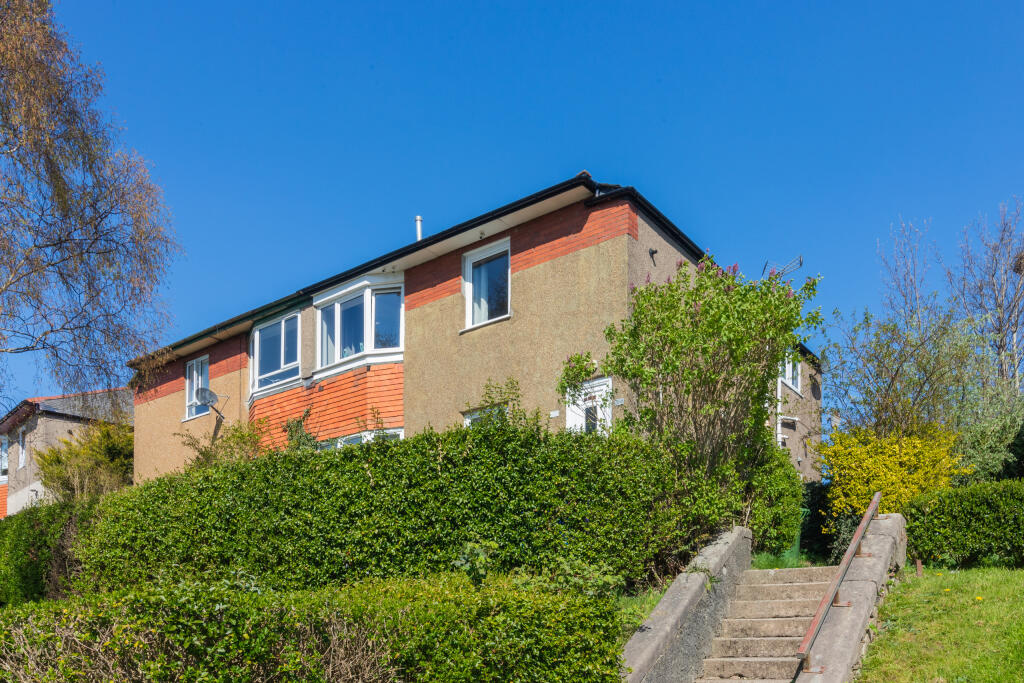 316 Gladsmuir rd Hillington Glasgow G52 2LQ L-27