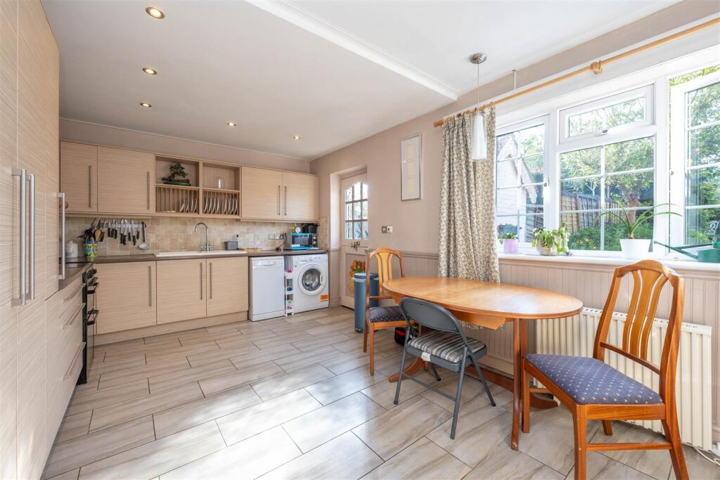 Dining Kitchen