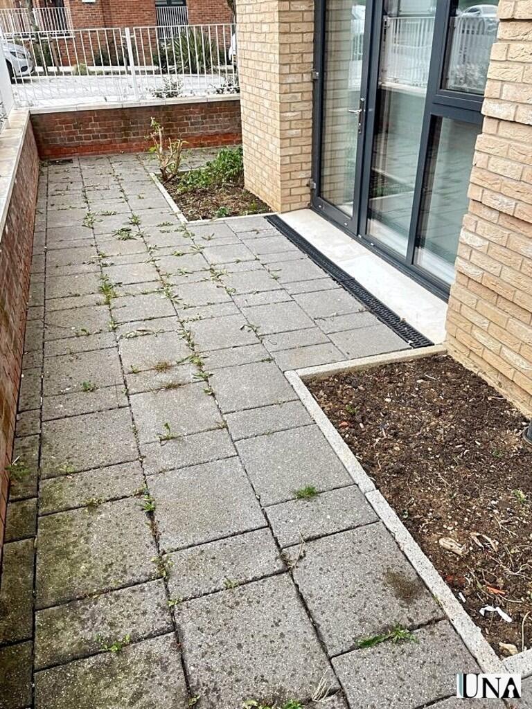 0729409f-f590-4d3...