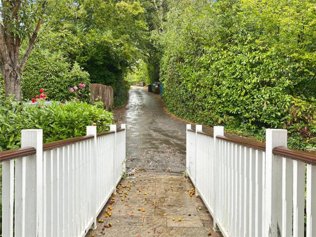 Private Driveway