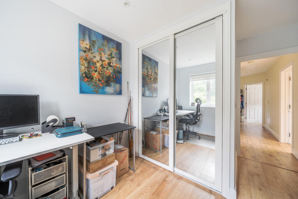 1300119-15-6835ad...