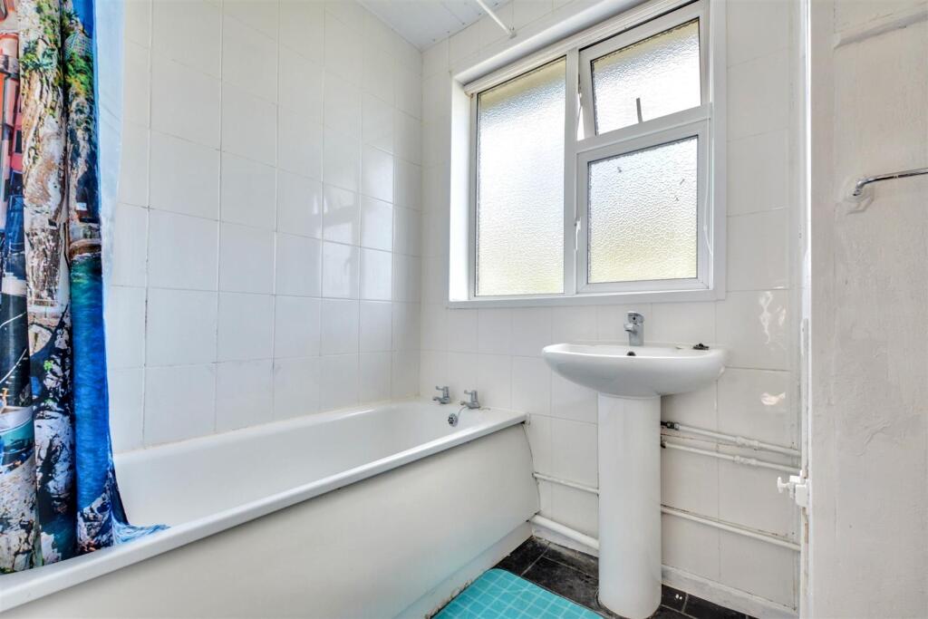 Bathroom.jpeg