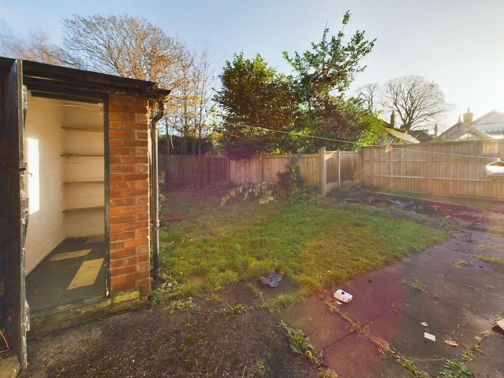 CAM02854G0-PR0266...