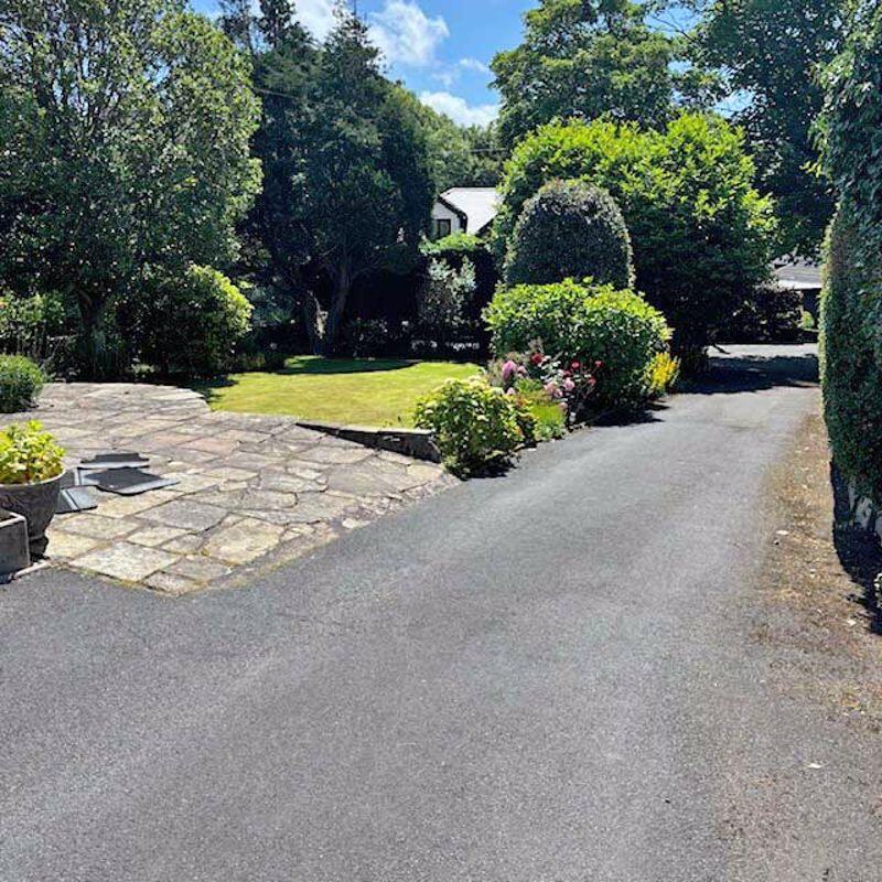 FRONT DRIVEWAY