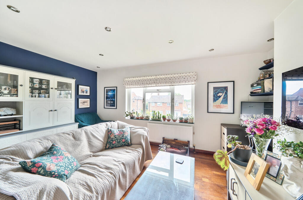 1304806-8-684aa0d...