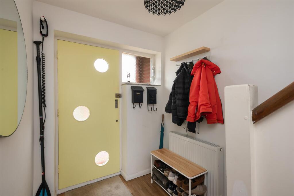 Island Wall, Whitstable