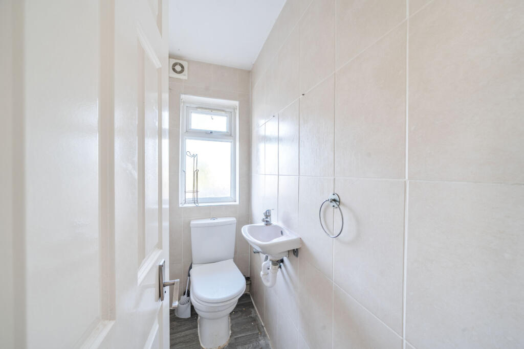 1382967-7-691c54c...