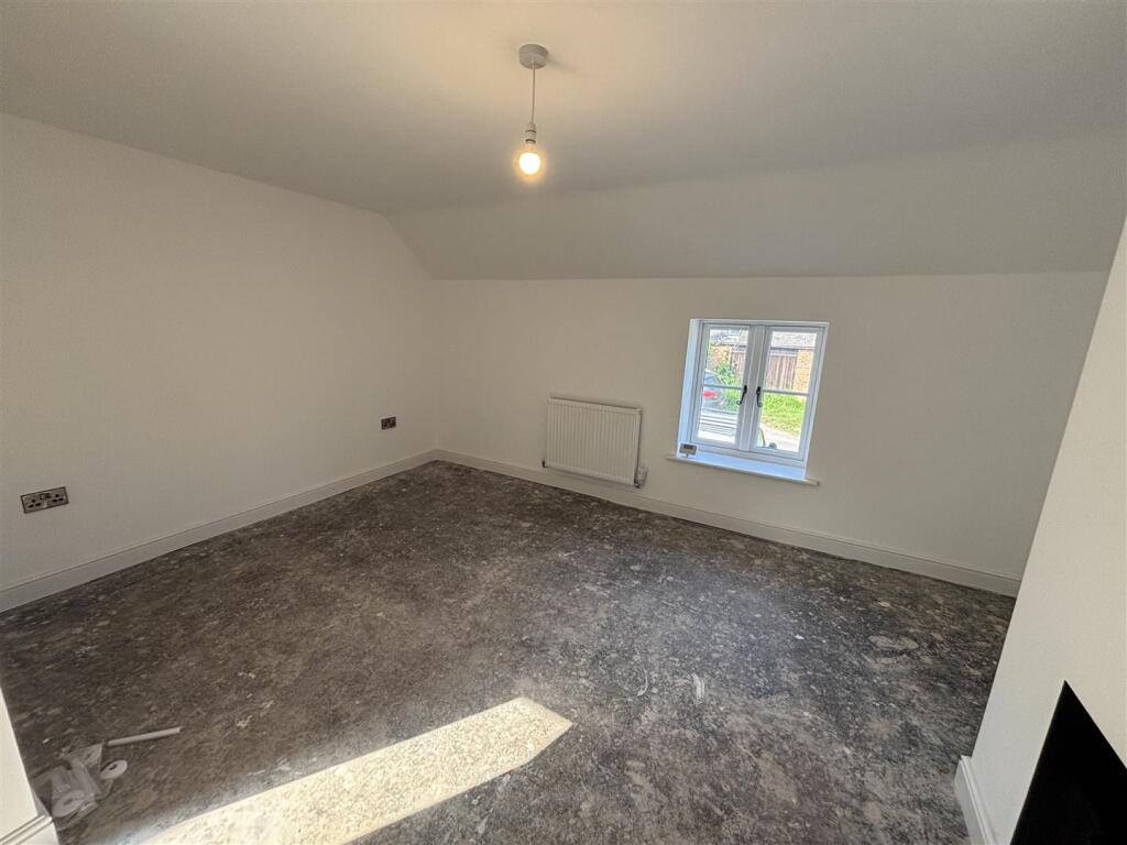 Bedroom Two (with integrated ensuite)