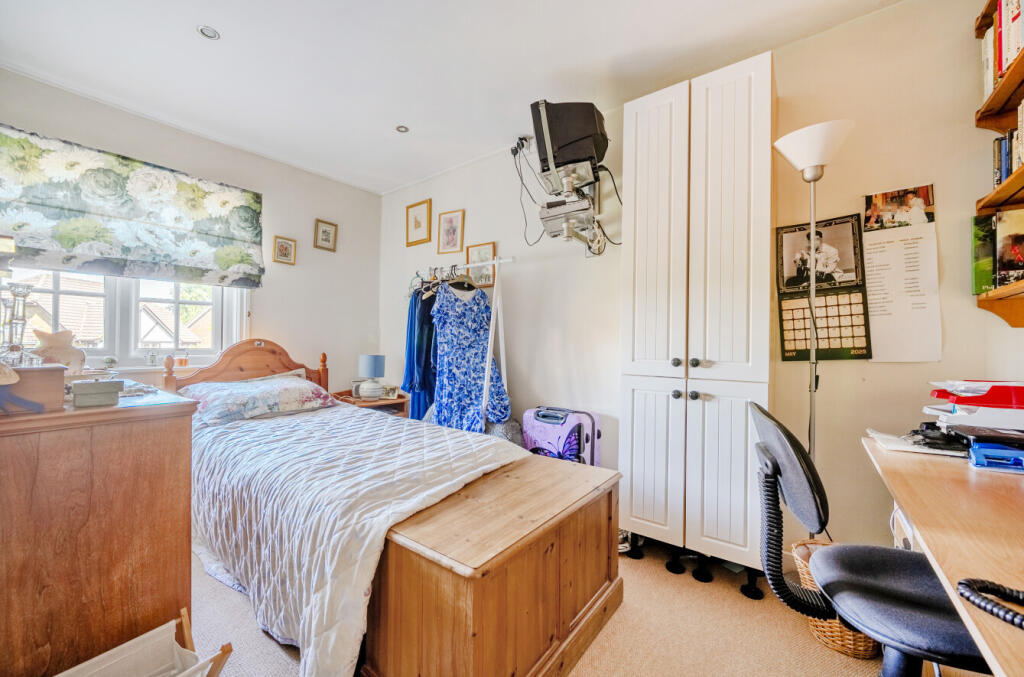 1318999-19-686e3c...