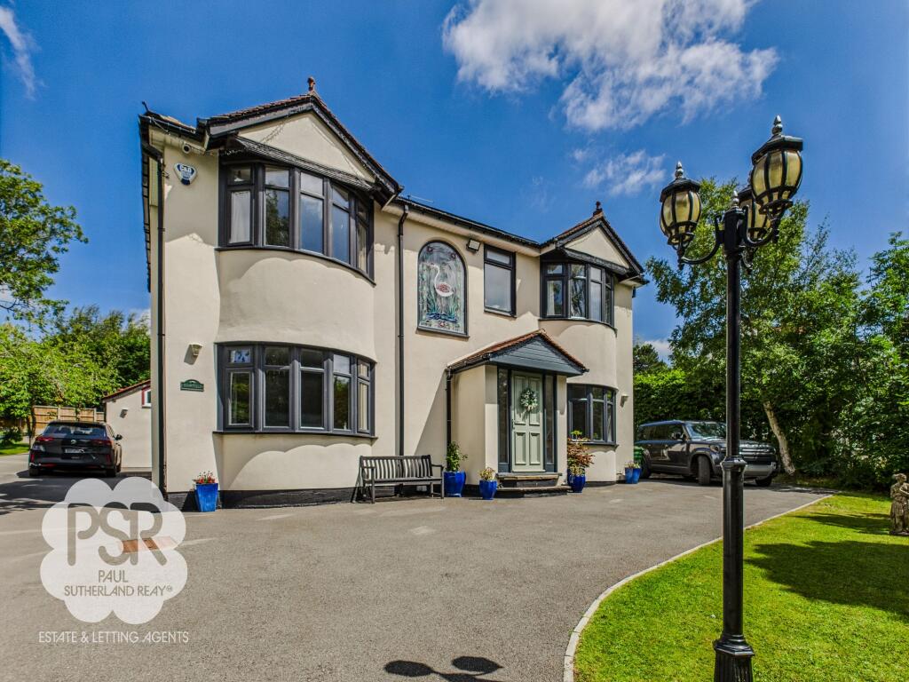 Viewing Strongly Advised on This Stunning Luxury Family Property