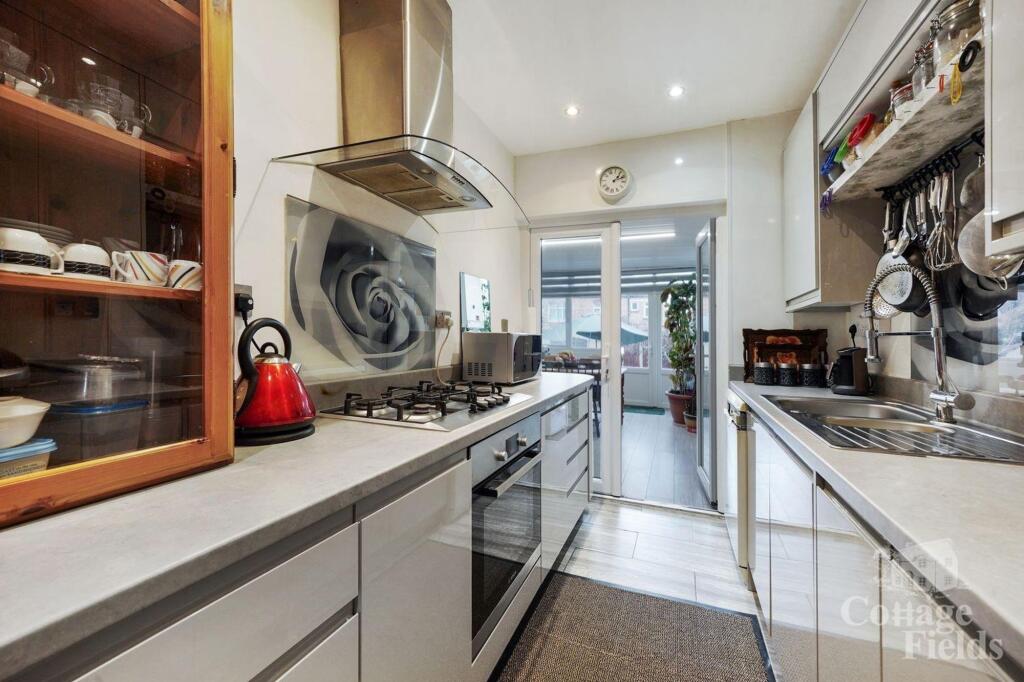 129 Tottenhall Road - kbTfvJwYCoVF0AATc6GM.jpg