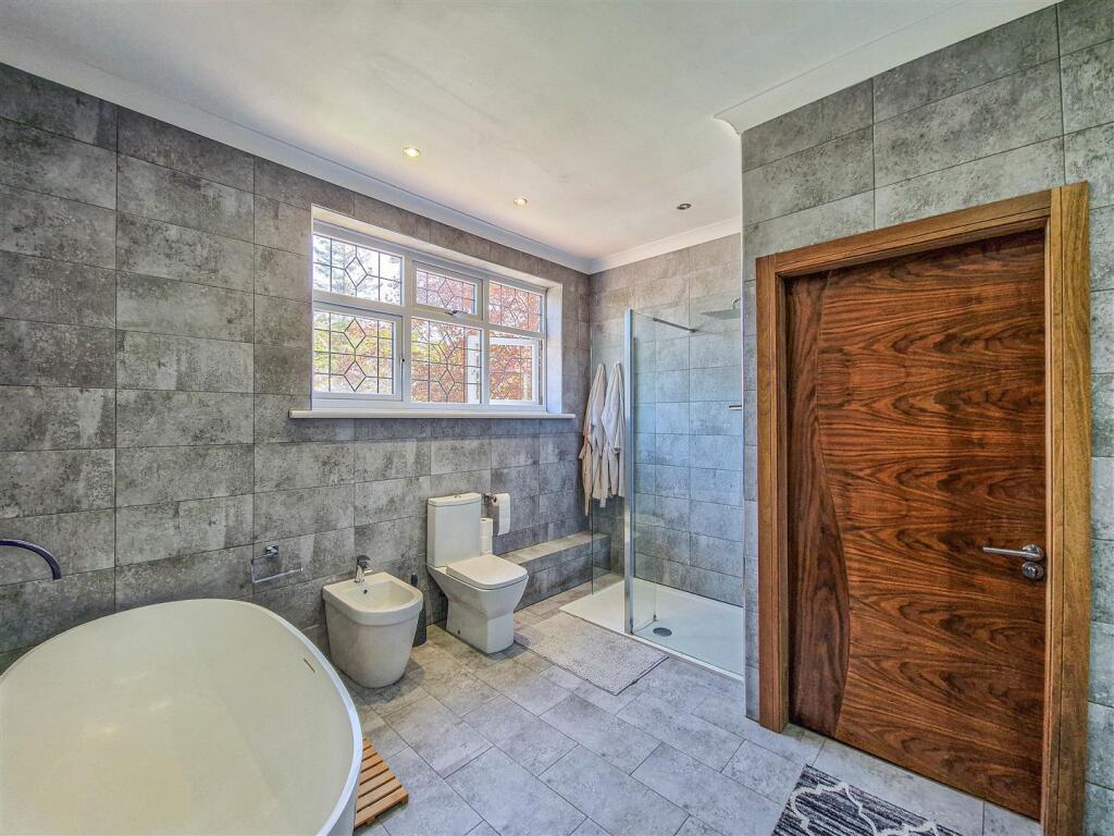 Stunning five piece family bathroom