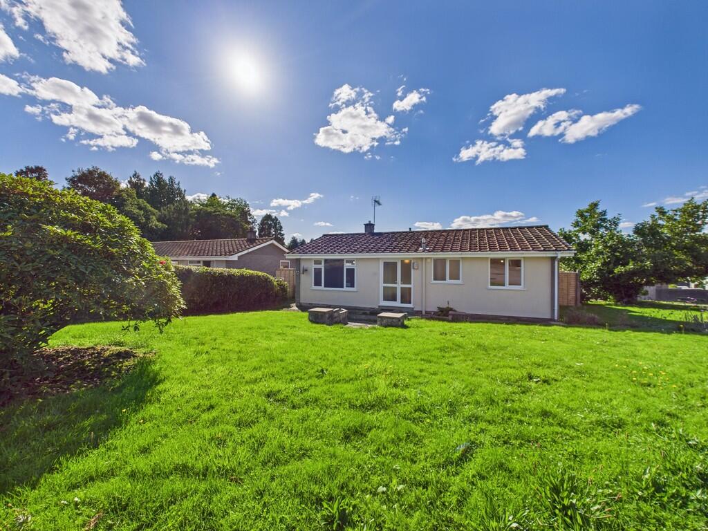 CAM03974G0-PR0211...