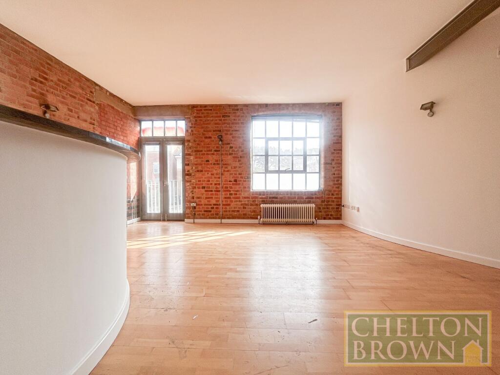 Living Room/Kitchen