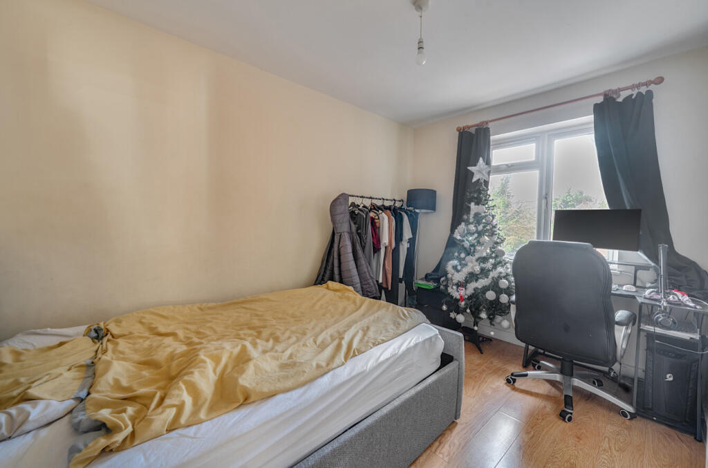 1387287-32-693975...