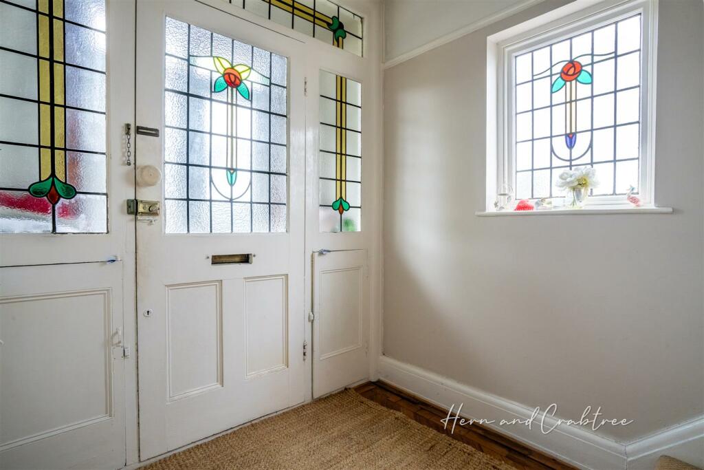 Heath Park Avenue, Heath, HernCrabtree (19).jpg