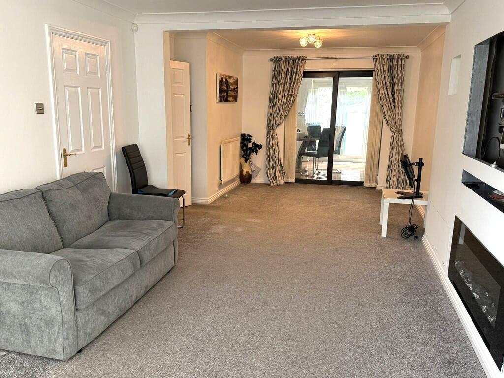 IMG-20250625-WA00...