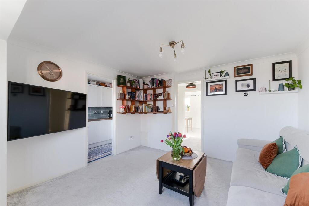 FIRLE COURT - 10.jpg