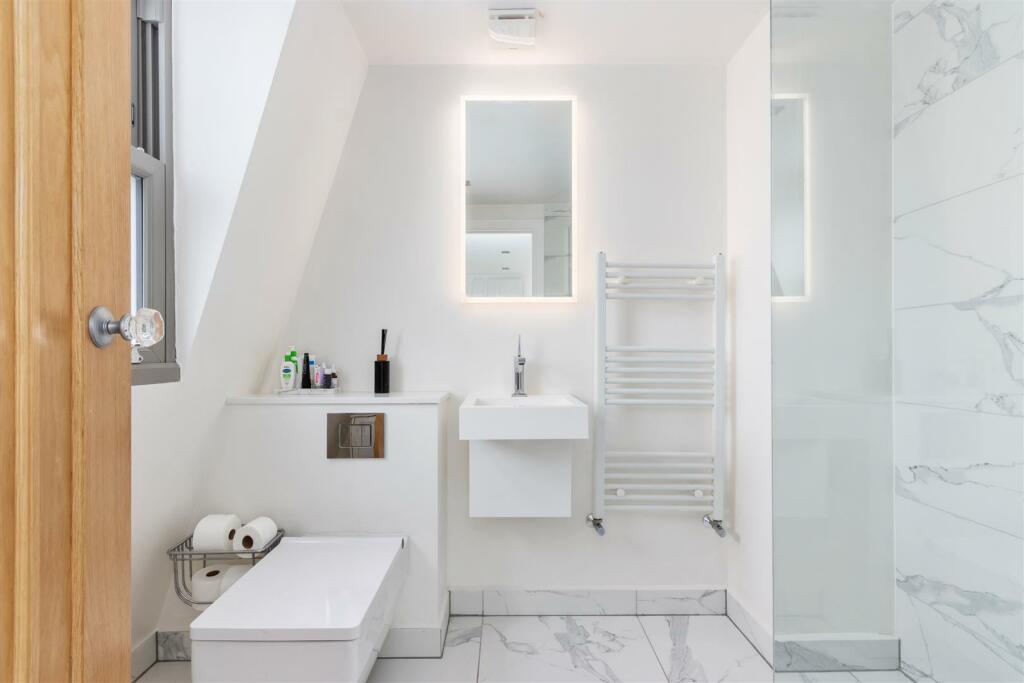 En-Suite Shower Room