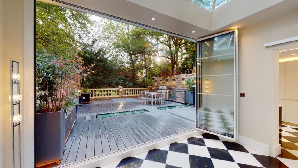 18-Rutland-Gate-A...